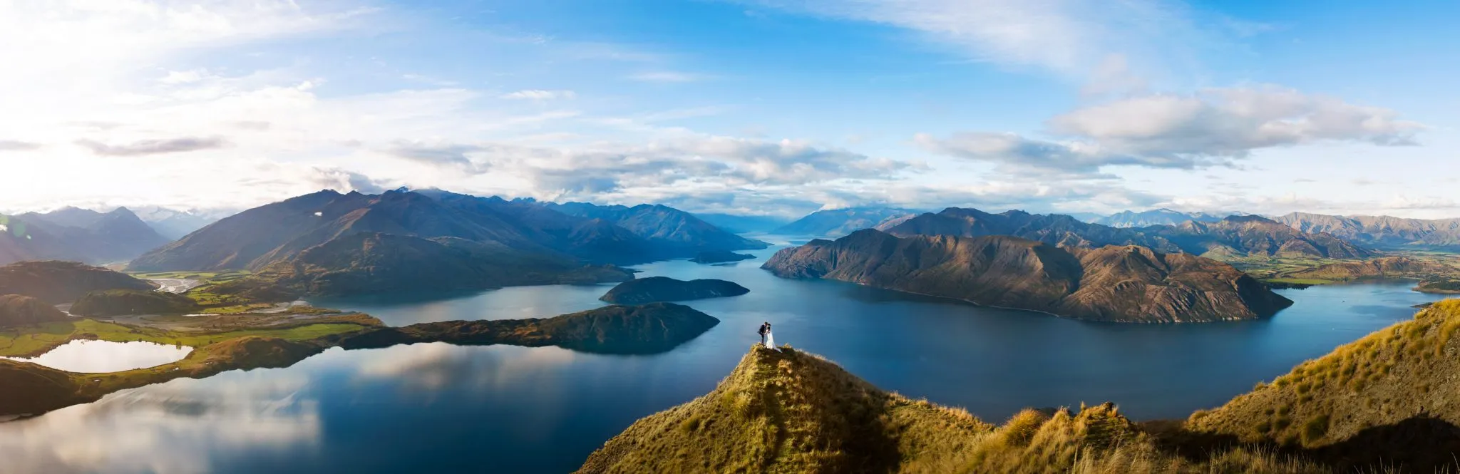 Home 1 A stunning helicopter wedding image at the top of Roy Peak and Coromandel Peak in Wanaka